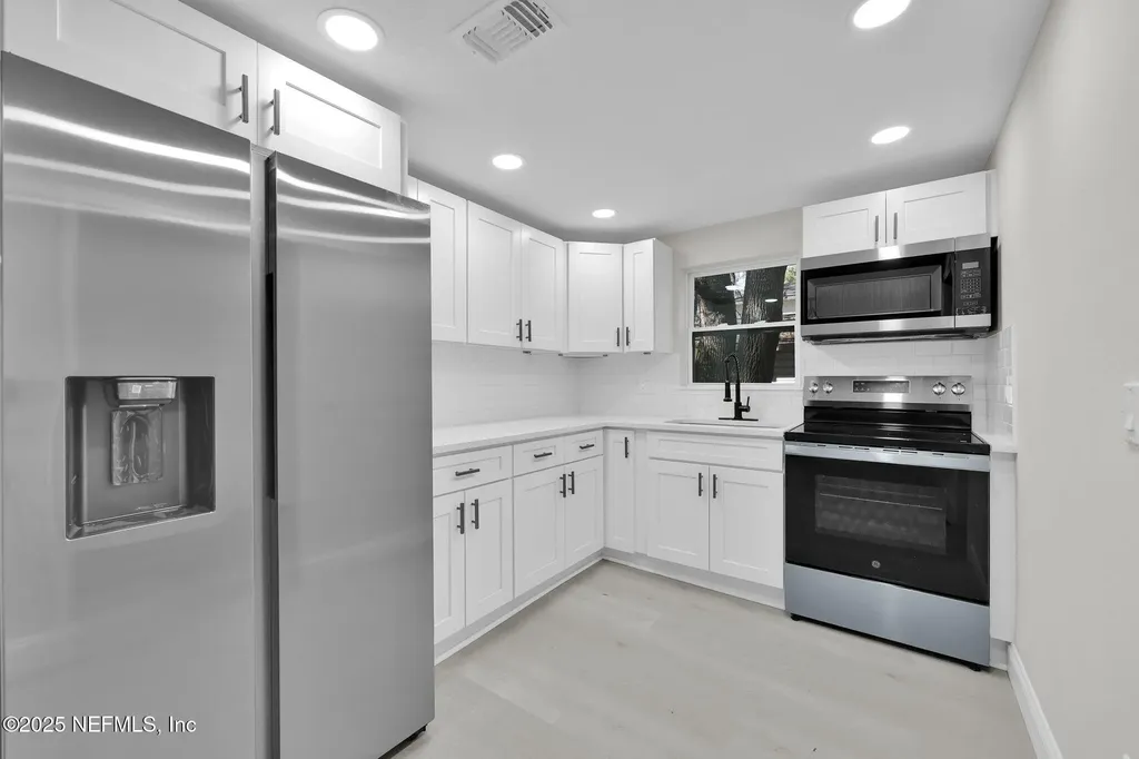 5807 Castellano Avenue Jacksonville FL 32208
