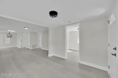 5807 Castellano Avenue Jacksonville FL 32208