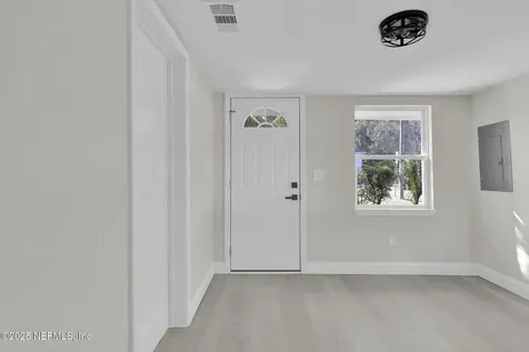 5807 Castellano Avenue Jacksonville FL 32208