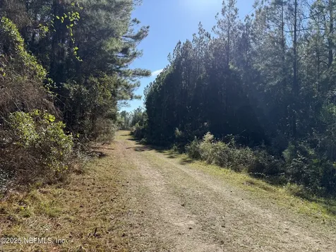 0 Do Hi Way Hilliard FL 32046
