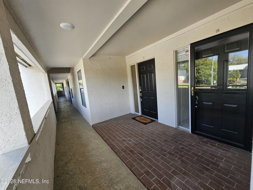 1307 River Hills Circle Jacksonville FL 32211