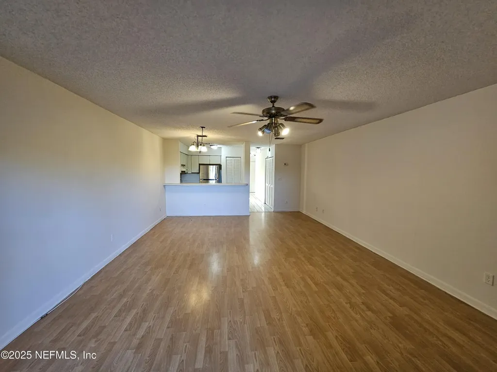 1307 River Hills Circle Jacksonville FL 32211