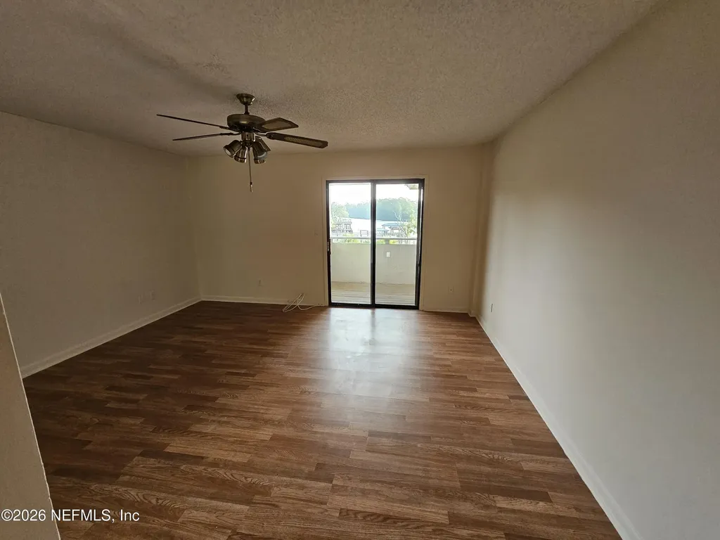 1307 River Hills Circle Jacksonville FL 32211
