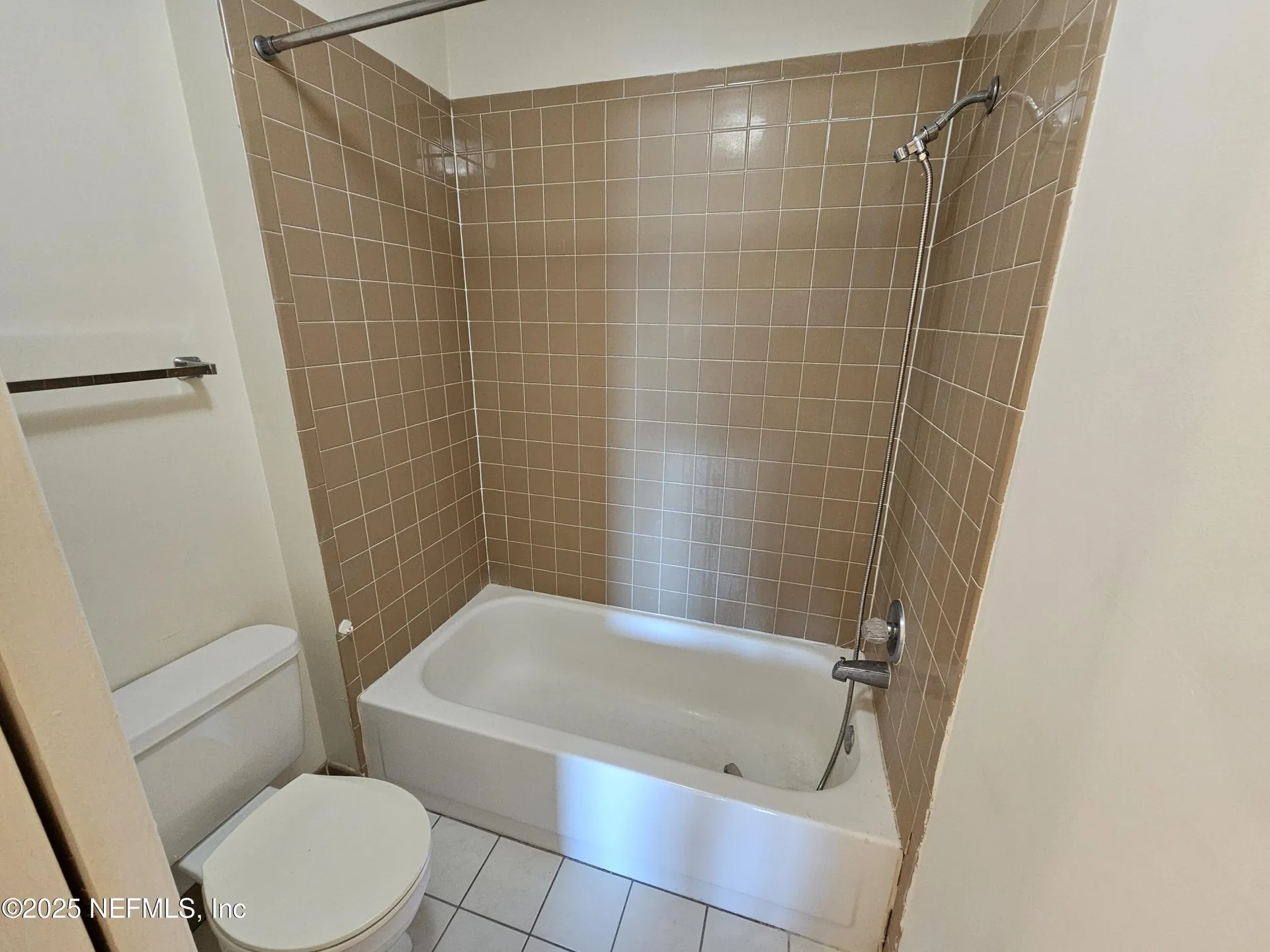 1307 River Hills Circle Jacksonville FL 32211
