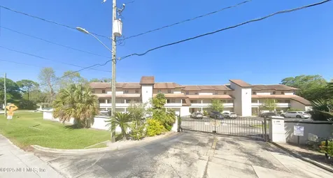1307 River Hills Circle Jacksonville FL 32211