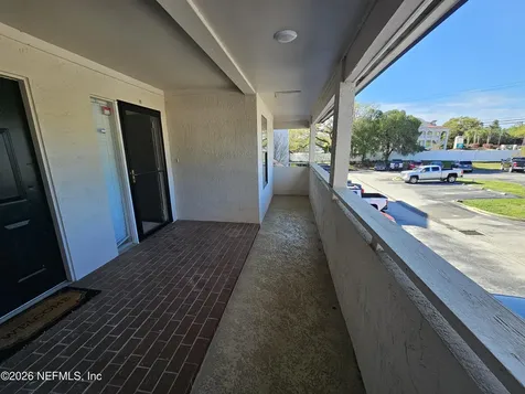1307 River Hills Circle Jacksonville FL 32211