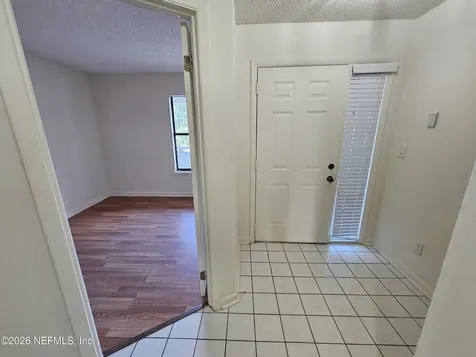 1307 River Hills Circle Jacksonville FL 32211
