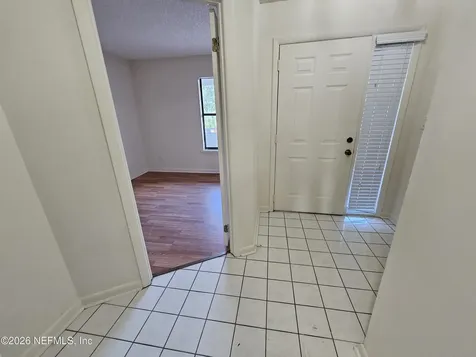 1307 River Hills Circle Jacksonville FL 32211