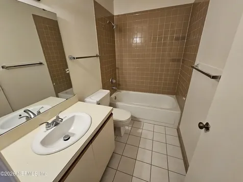 1307 River Hills Circle Jacksonville FL 32211