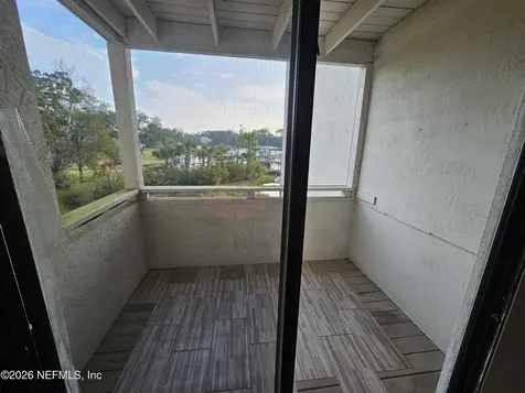 1307 River Hills Circle Jacksonville FL 32211