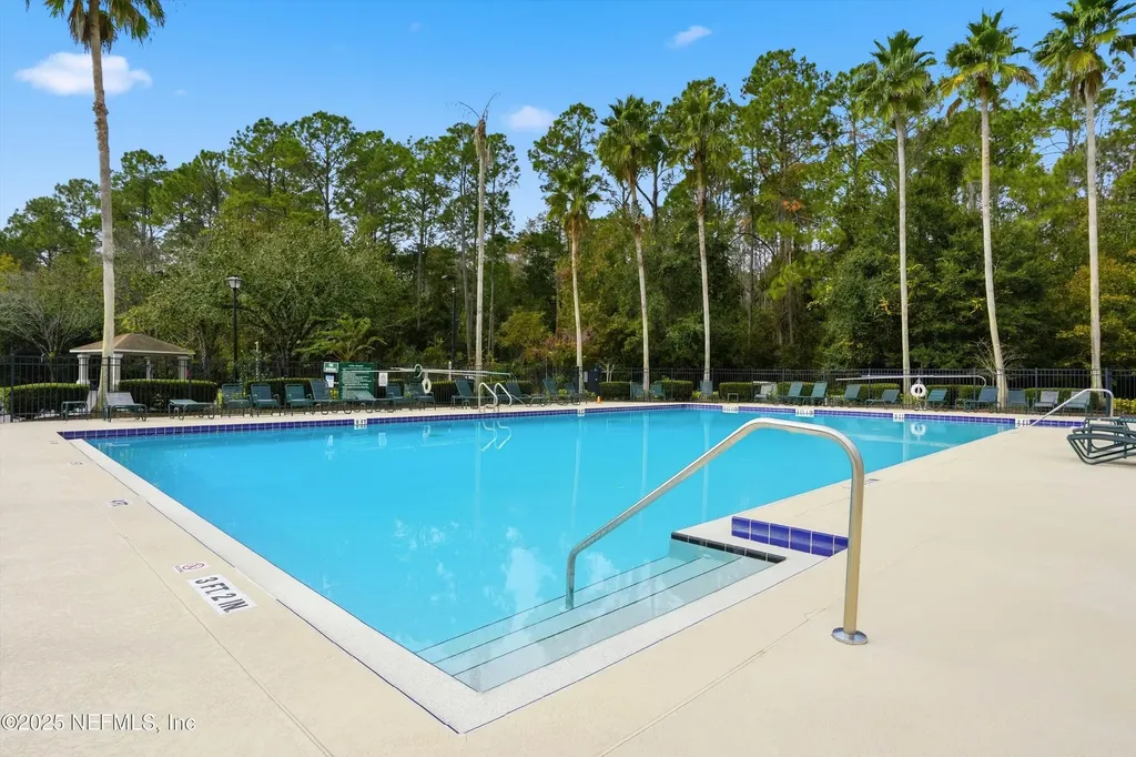 10550 Baymeadows Road Jacksonville FL 32256