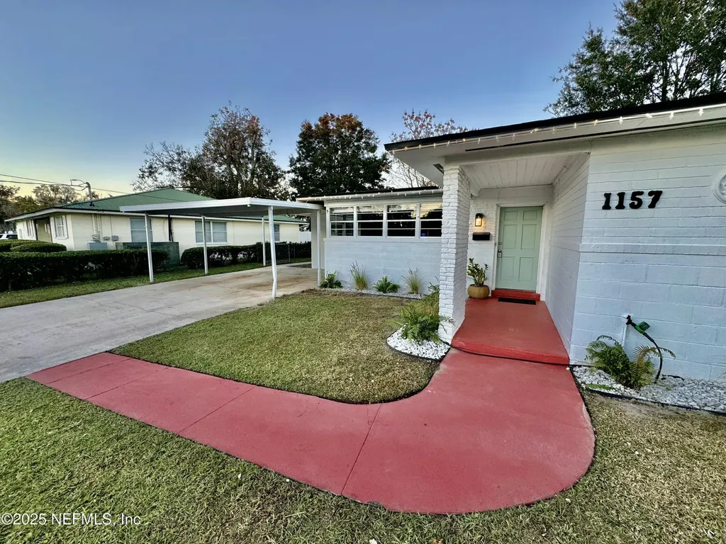 1157 Gunka Road Jacksonville FL 32216