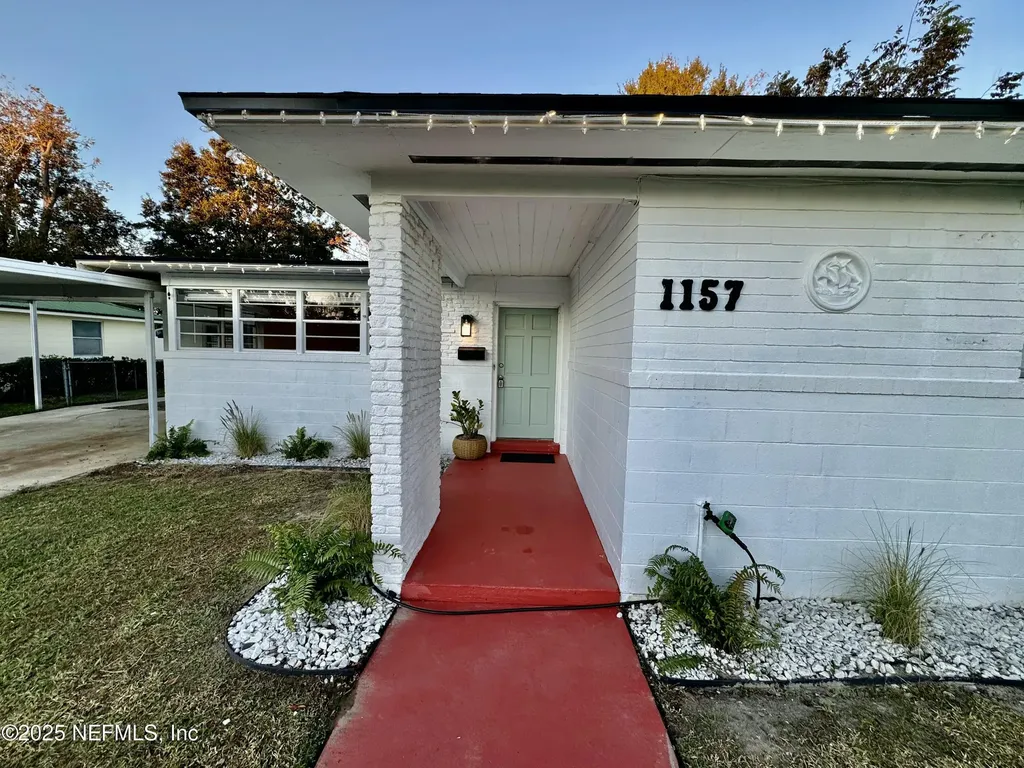 1157 Gunka Road Jacksonville FL 32216
