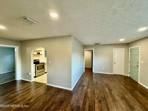 1157 Gunka Road Jacksonville FL 32216