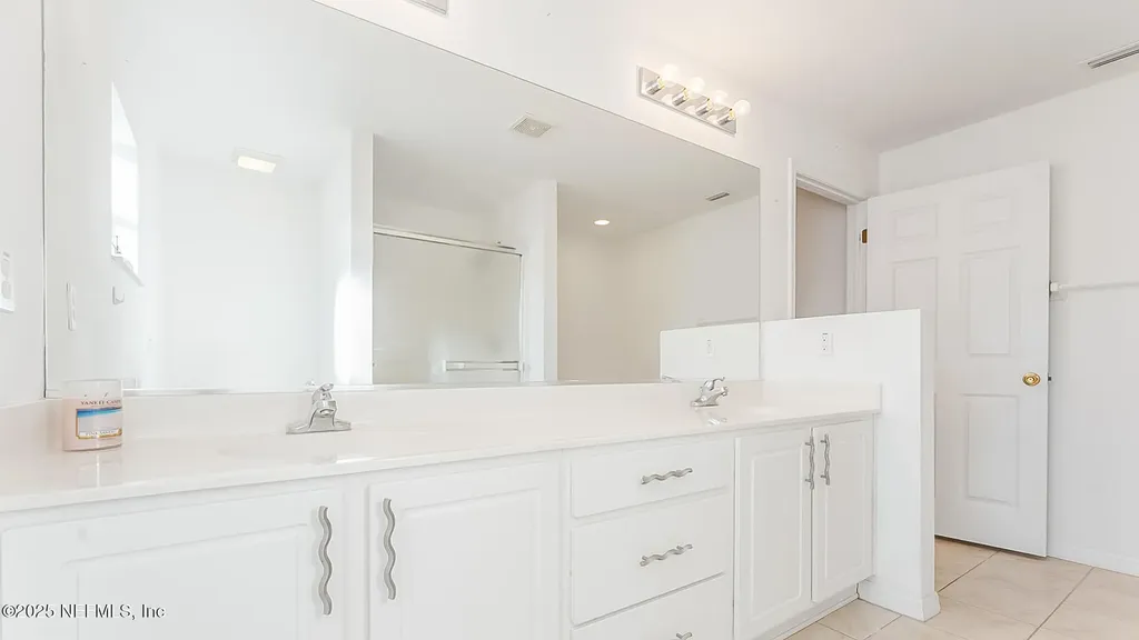 8 White Hurst Lane Palm Coast FL 32164