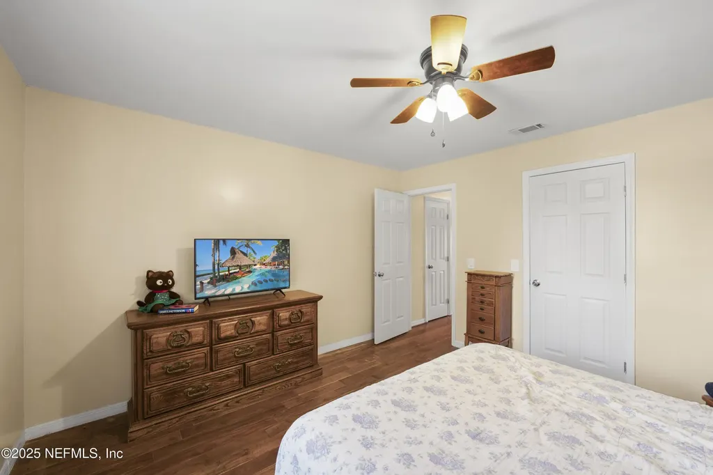 3511 Hermitage Road E Jacksonville FL 32277