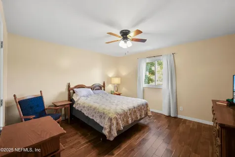 3511 Hermitage Road E Jacksonville FL 32277