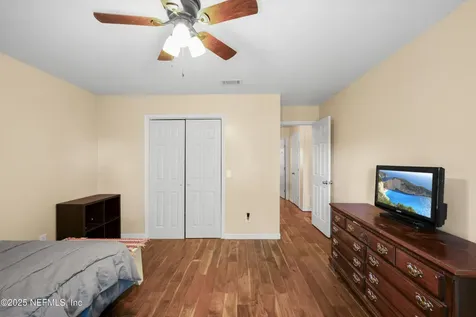 3511 Hermitage Road E Jacksonville FL 32277
