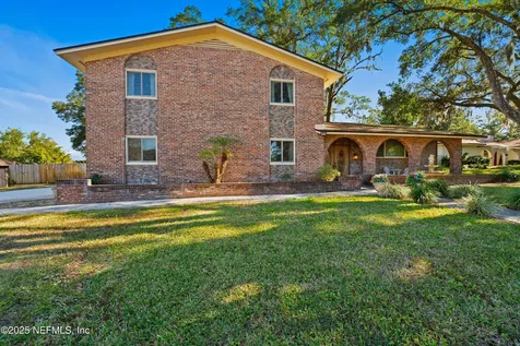 3511 Hermitage Road E Jacksonville FL 32277