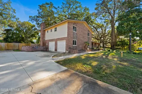 3511 Hermitage Road E Jacksonville FL 32277