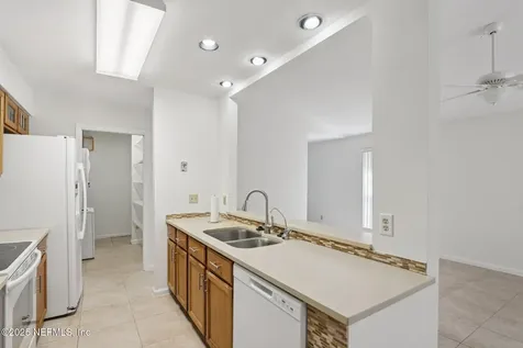4508 Middleton Park Circle W Jacksonville FL 32224
