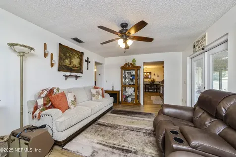 107 Church Lake Drive Interlachen FL 32148