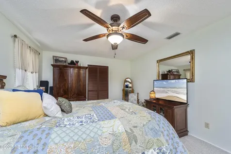 107 Church Lake Drive Interlachen FL 32148