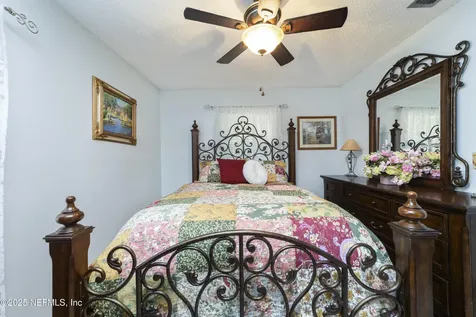 107 Church Lake Drive Interlachen FL 32148