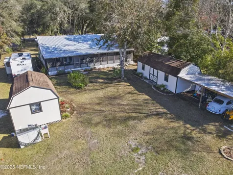 107 Church Lake Drive Interlachen FL 32148