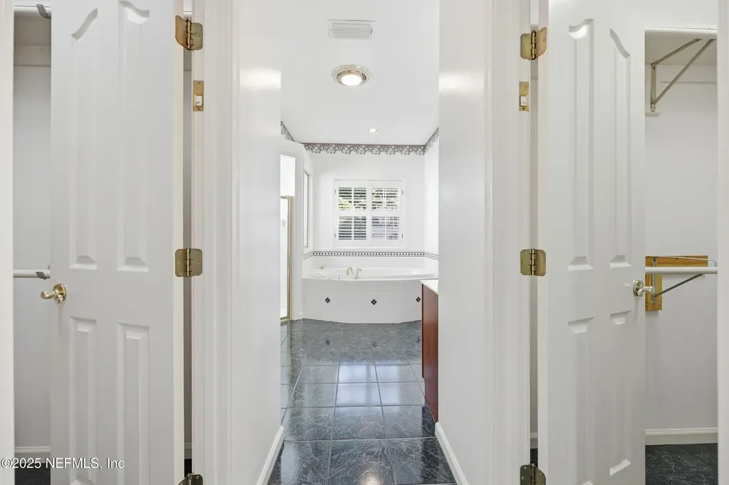 2332 Fiddlers Lane Atlantic Beach FL 32233