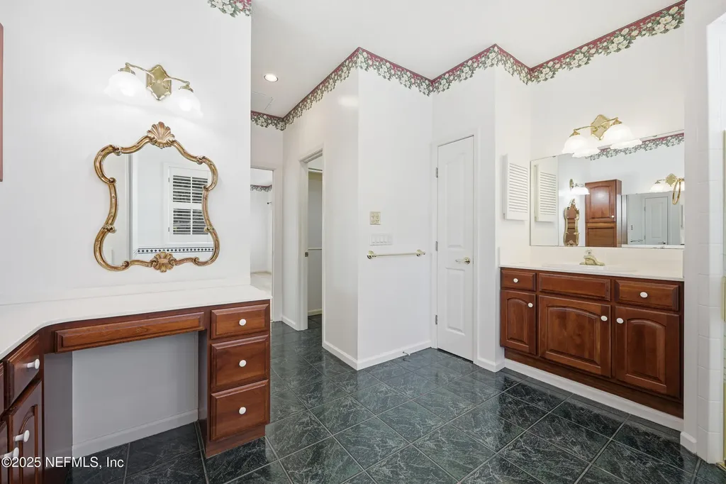 2332 Fiddlers Lane Atlantic Beach FL 32233