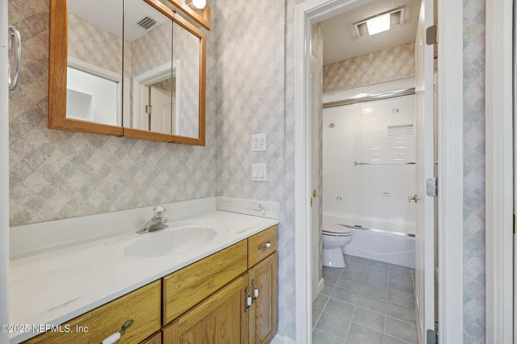 2332 Fiddlers Lane Atlantic Beach FL 32233