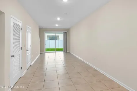 2839 Black Buck Circle Jacksonville FL 32225
