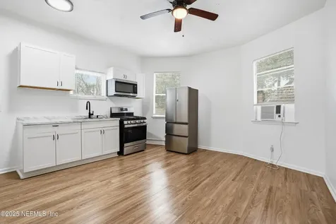 135 E 17th Street Jacksonville FL 32206