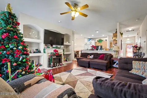 12197 Captiva Bluff Circle W Jacksonville FL 32226