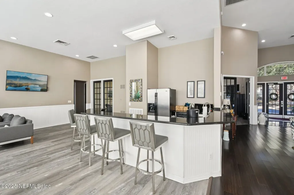 13700 Richmond Park Drive N Jacksonville FL 32224