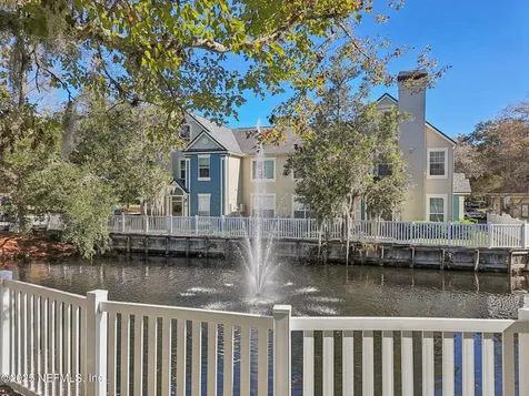 13700 Richmond Park Drive N Jacksonville FL 32224