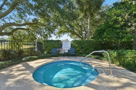 13700 Richmond Park Drive N Jacksonville FL 32224