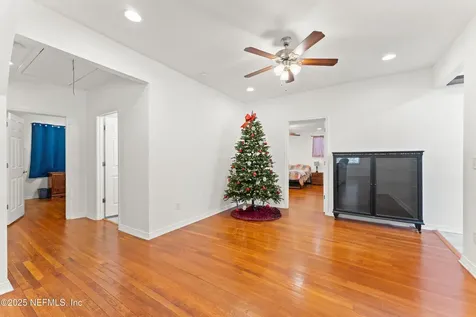 34 N College Street Macclenny FL 32063