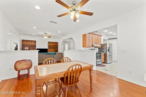 34 N College Street Macclenny FL 32063