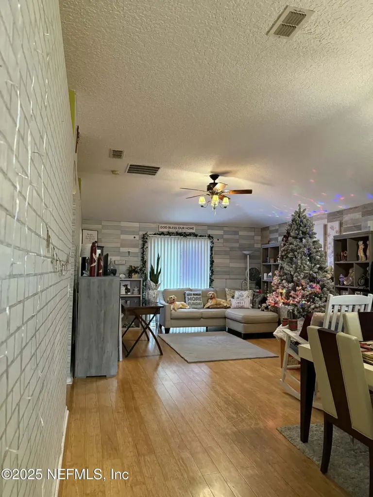 6881 Morse Oaks Drive Jacksonville FL 32244