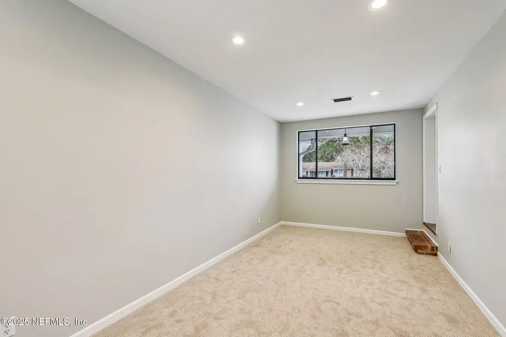5753 Crestview Road Jacksonville FL 32210