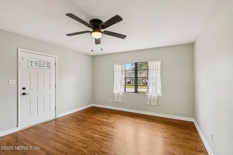 5753 Crestview Road Jacksonville FL 32210