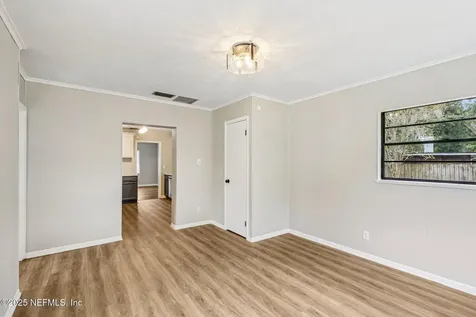 5753 Crestview Road Jacksonville FL 32210