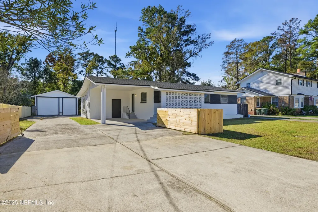 8628 Blarney Stone Court Jacksonville FL 32216