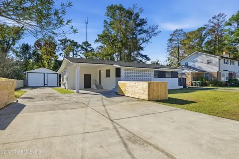 8628 Blarney Stone Court Jacksonville FL 32216