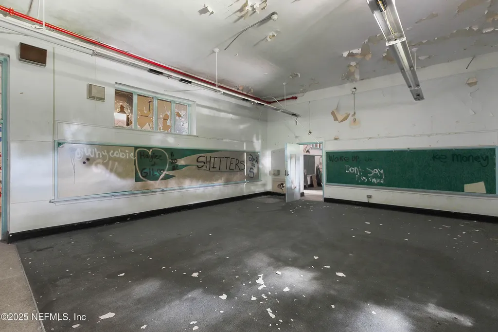 1221 E 16th Street Jacksonville FL 32206