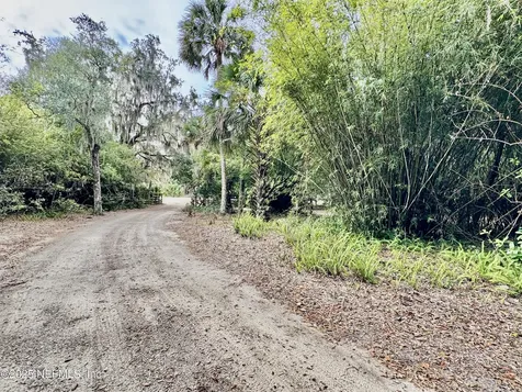 25025 SE 101st Avenue Hawthorne FL 32640