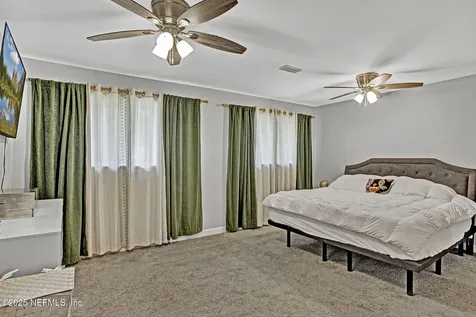 1542 Cellar Circle Jacksonville FL 32225