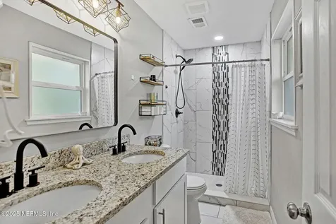 1542 Cellar Circle Jacksonville FL 32225